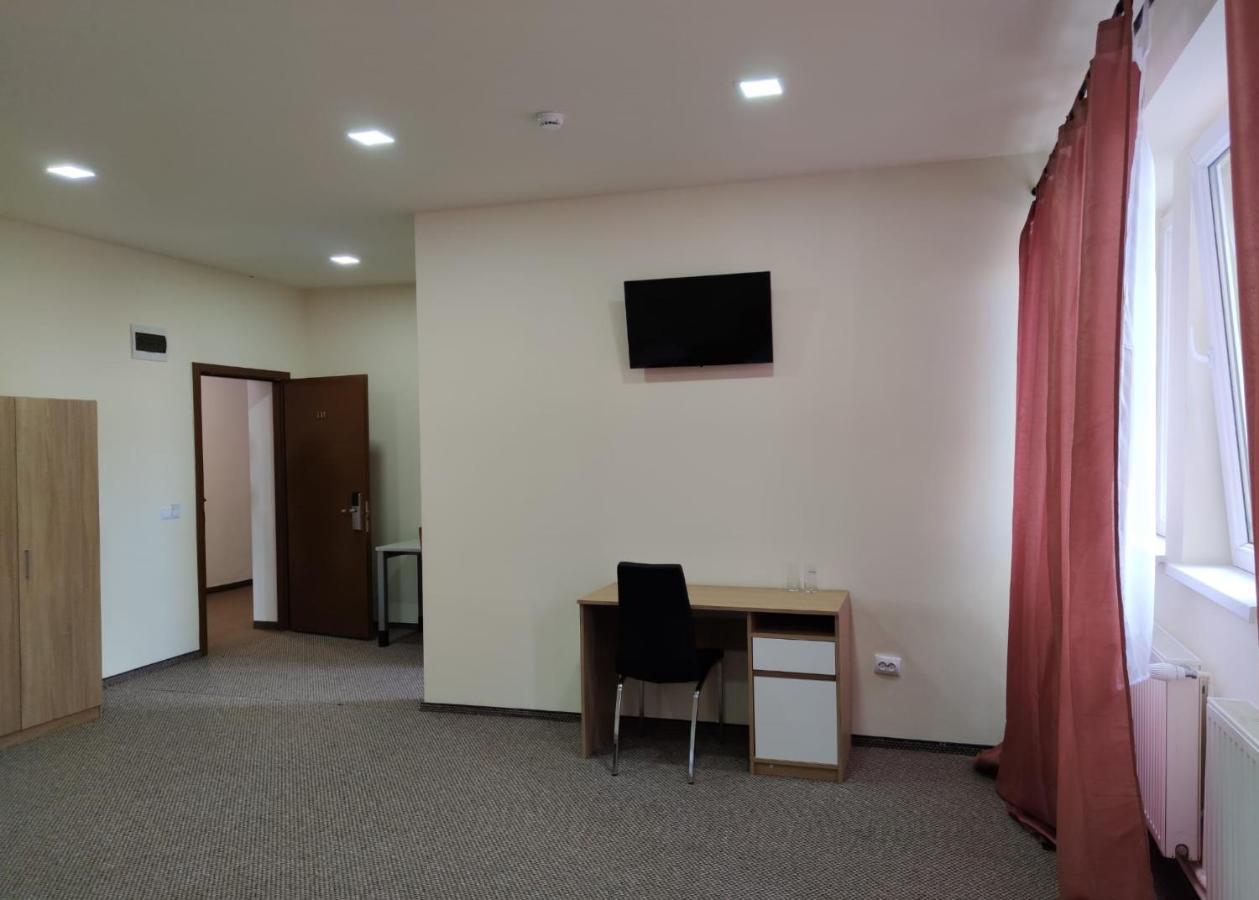 בראשוב Hotel Astra מראה חיצוני תמונה